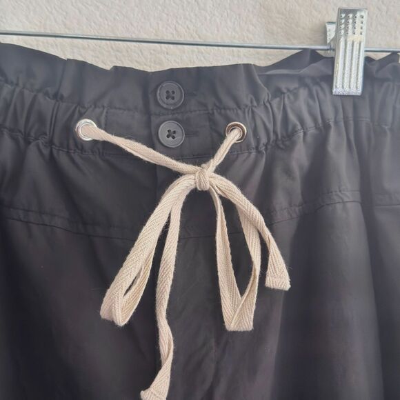 Rails Samara Black Paperbag Waist Shorts Size M – Cotton Tencel Blend Chic - Picture 2 of 8